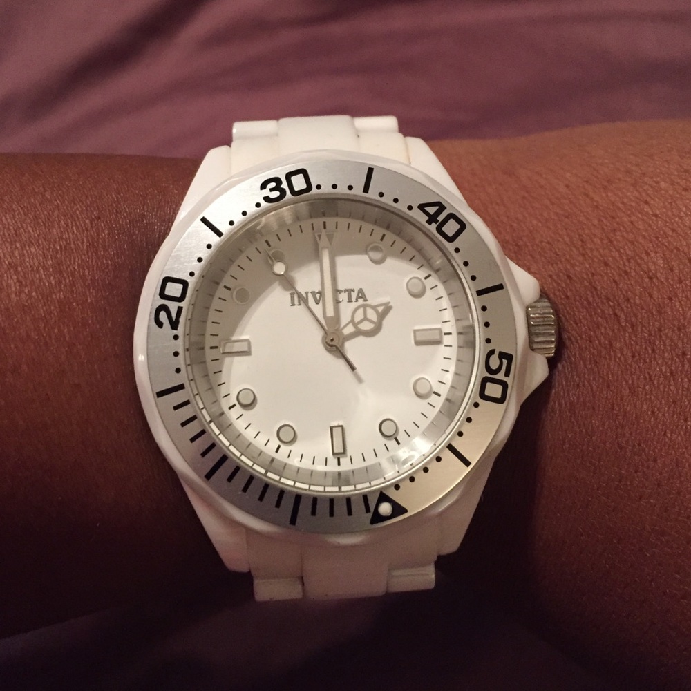 Authentic White Ceramic Invicta Watch‼️